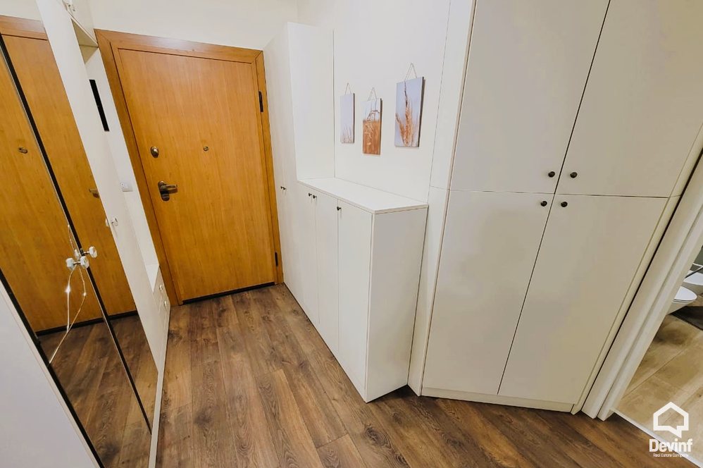 Tirane Qera Apartament 1+1 Apartamenti ndodhet ne rrugen Myslym Shyri apartament