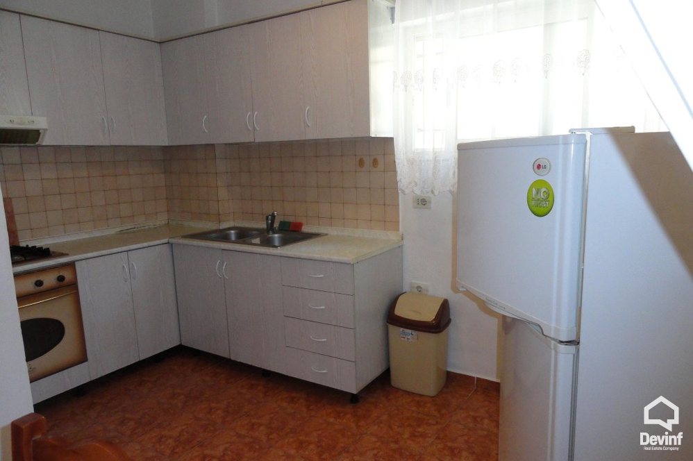 Tirane Qera Apartament 2+1+A Apartament ne nje ndertim te ri qe ndodhet prane Rr. Myslym Shyri apartament