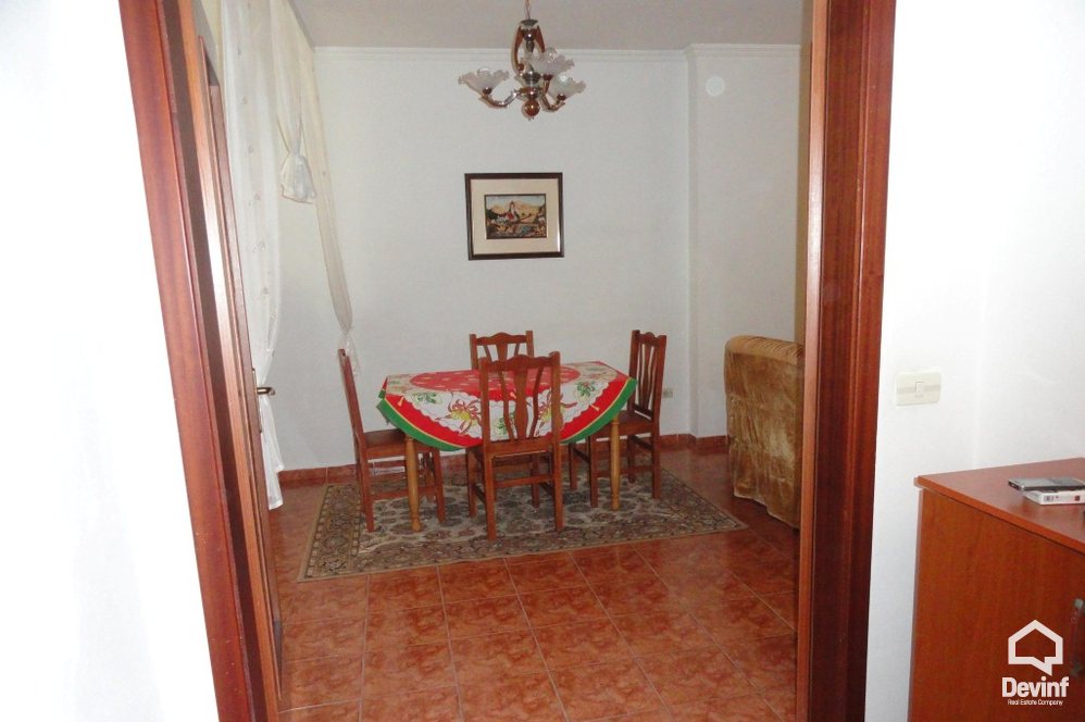 Tirane Qera Apartament 2+1+A Apartament ne nje ndertim te ri qe ndodhet prane Rr. Myslym Shyri apartament