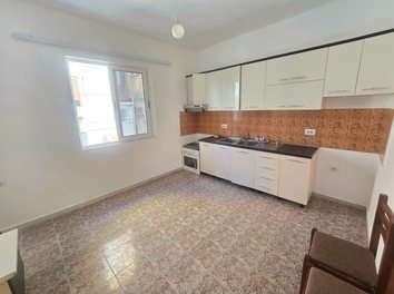 Zyre Qera Apartament/zyre ne Rrugen Myslym Shyri
