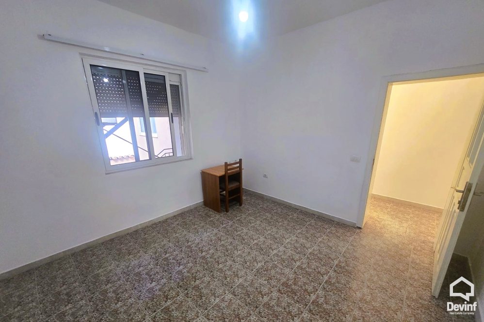 Tirane Qera Zyre 2+1 Apartament/zyre ne Rrugen Myslym Shyri kat vile apartament zyre
