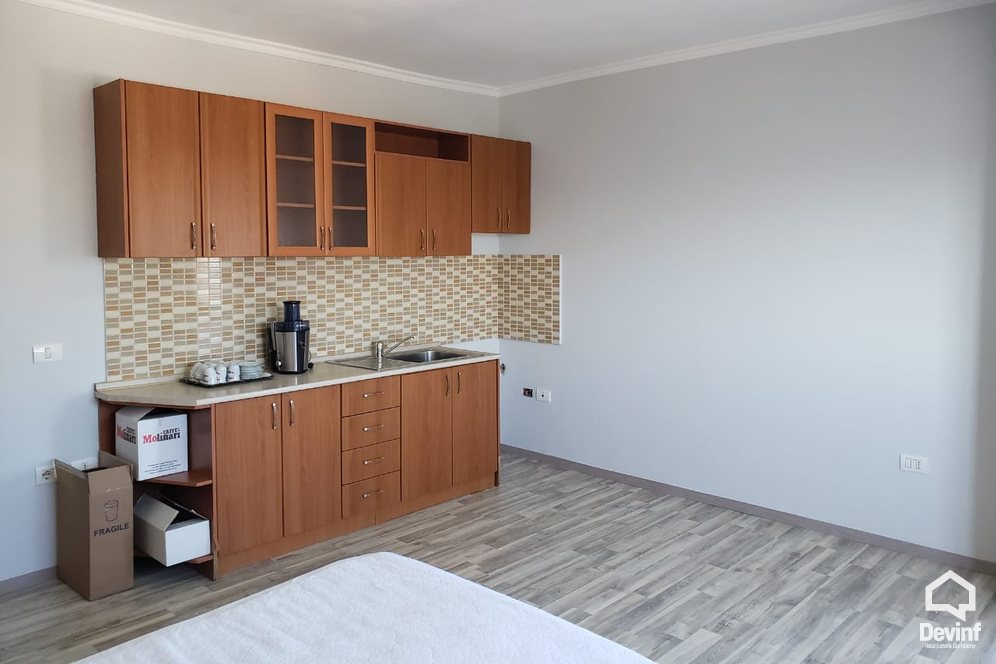 Tirane Qera Apartament 2+1+A Apartament i ri prane Sheshit Skenderbej apartament zyre