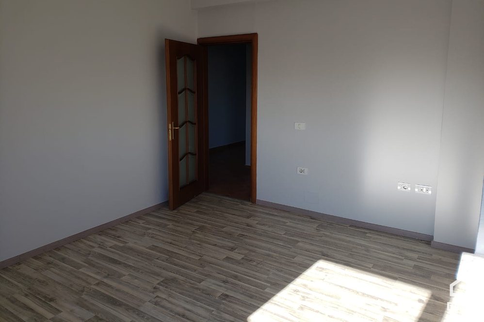 Tirane Qera Apartament 2+1+A Apartament i ri prane Sheshit Skenderbej apartament zyre