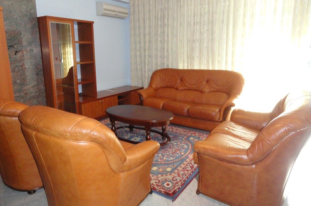 Tirane Qera Apartament 2+1 Apartament i ri ne zemer te zones se Bllokut apartament