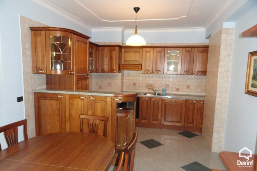 Tirane Qera Apartament 2+1 Apartament i ri ne zemer te zones se Bllokut apartament