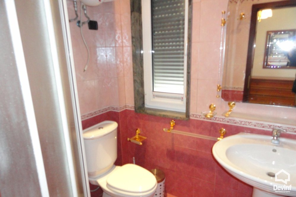 Tirane Qera Apartament 2+1 Apartament i ri ne zemer te zones se Bllokut apartament