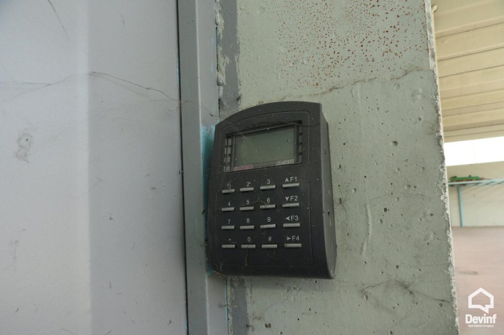 Tirane For Rent Warehouse  Industrial/storage facility near QTU on the Tirana-Durres highway Warehouse industri industri