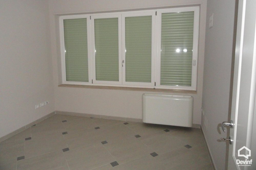 Tirane Qera Vile 3+1+G Vile e re e cila ndodhet ne zonen e Farkes vile