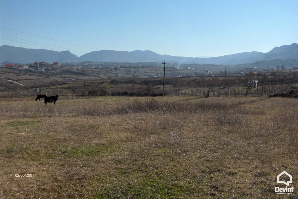 Tirane Shitje Toke  Toka ndodhet ne zonen e Mjull Bathore, Komuna Farke  toke per ndertim