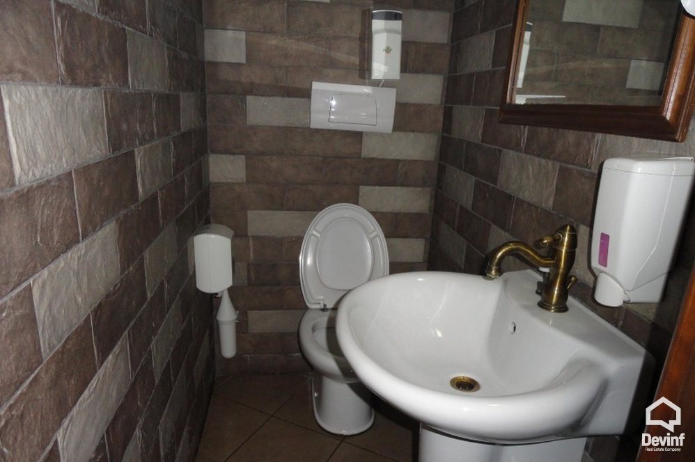 Tirane For Sale Bar-Restaurant  Bajram Curri Boulevard. 