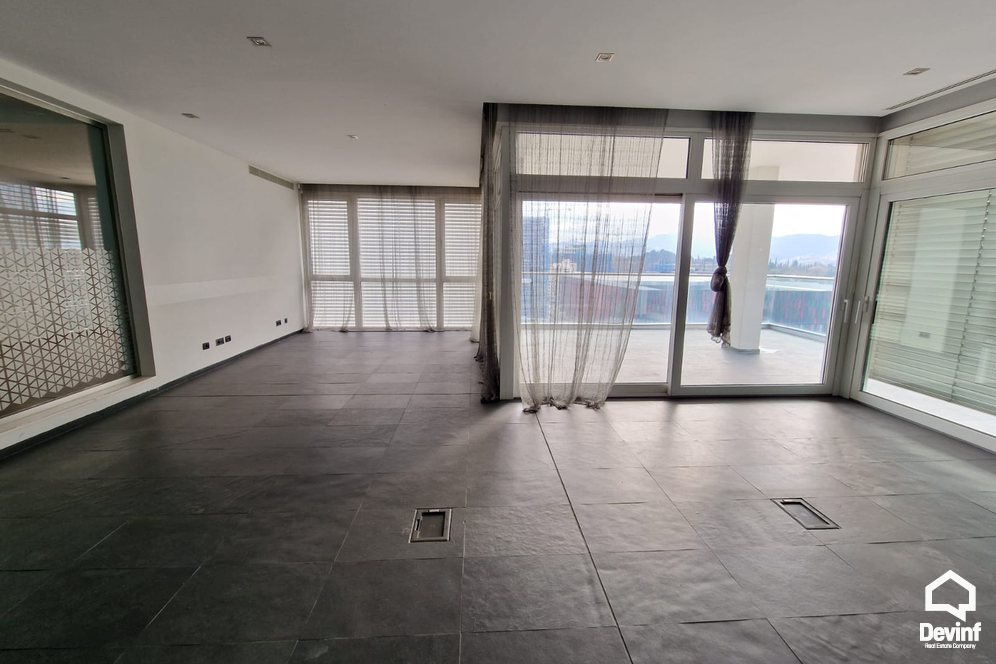Ne Shitje Apartament 4+1+G Prane Radio Televizionit Shqiptar Tirane