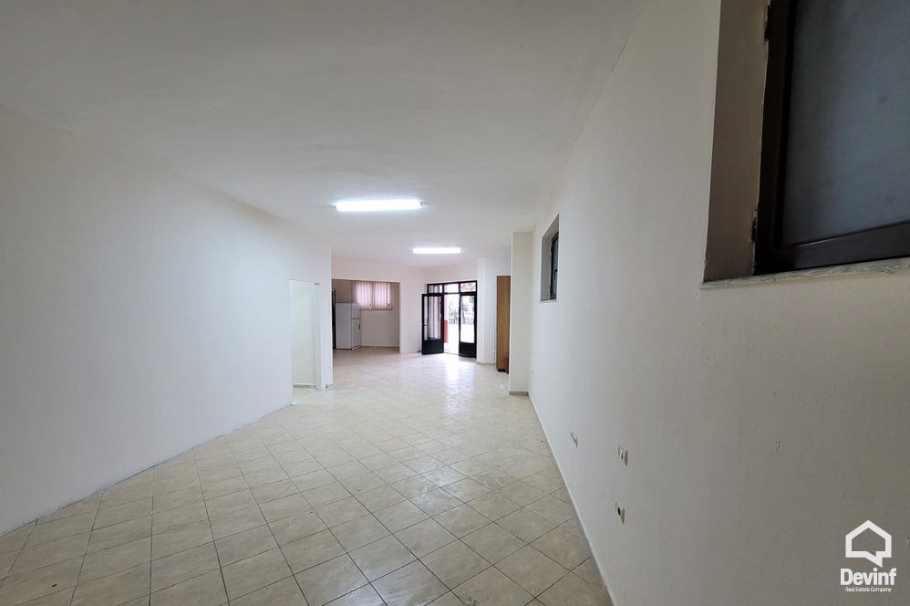 Tirane For Rent Villa Me shume se 4 dhoma Property for school or office located to the Tirana Lake area Office Villa