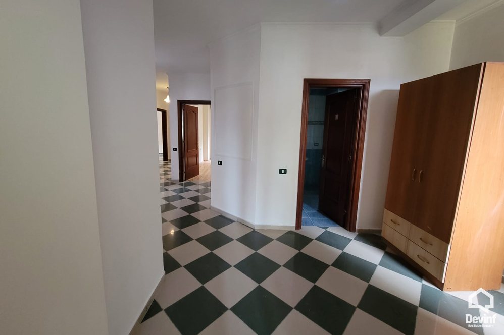 Tirane For Rent Villa Me shume se 4 dhoma Property for school or office located to the Tirana Lake area Office Villa