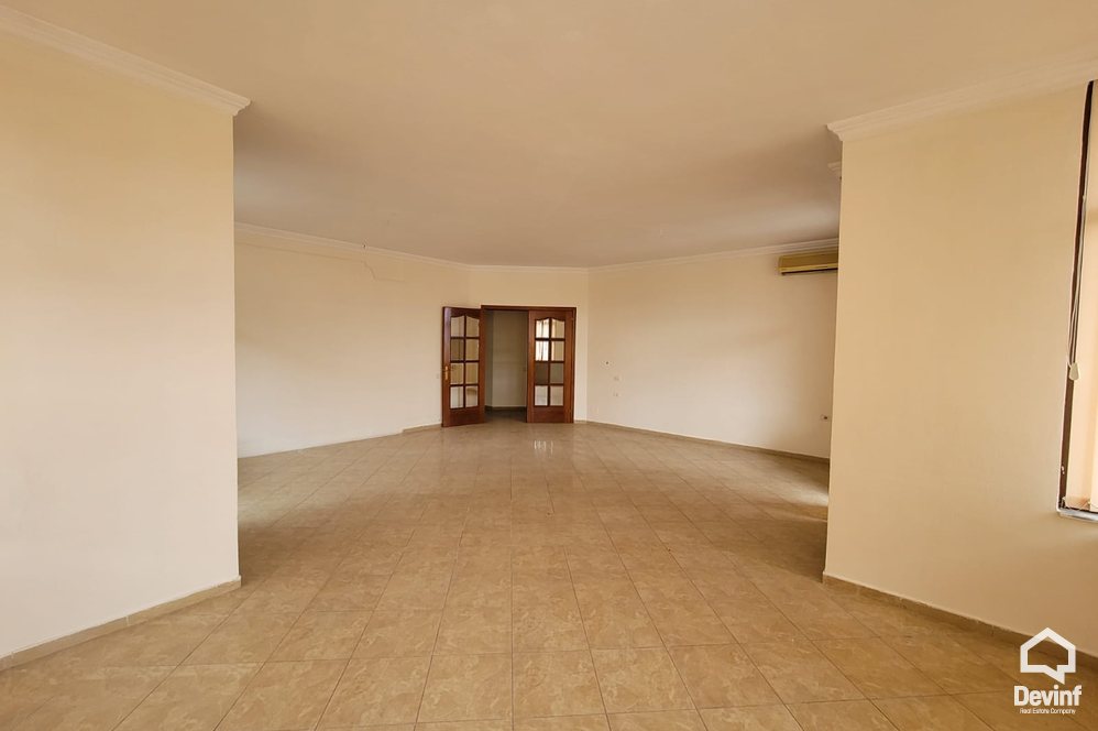 Tirane For Rent Villa Me shume se 4 dhoma Property for school or office located to the Tirana Lake area Office Villa