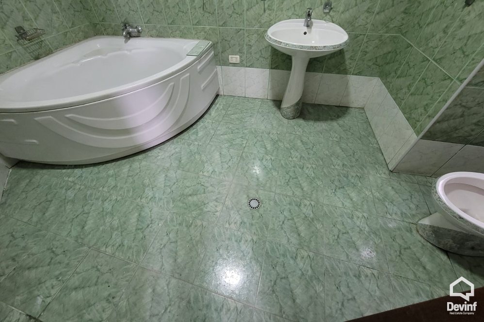 Tirane For Rent Villa Me shume se 4 dhoma Property for school or office located to the Tirana Lake area Office Villa