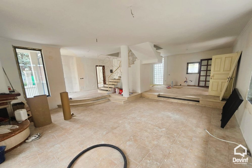Tirane For Rent Villa Me shume se 4 dhoma Villa situated close to Olimpic Center qender estetike shkolle kursesh kopesht femijesh Villa restorant
