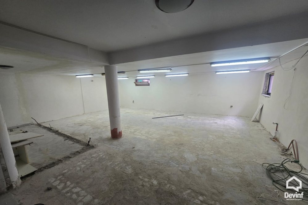 Tirane For Rent Villa Me shume se 4 dhoma Villa situated close to Olimpic Center qender estetike shkolle kursesh kopesht femijesh Villa restorant
