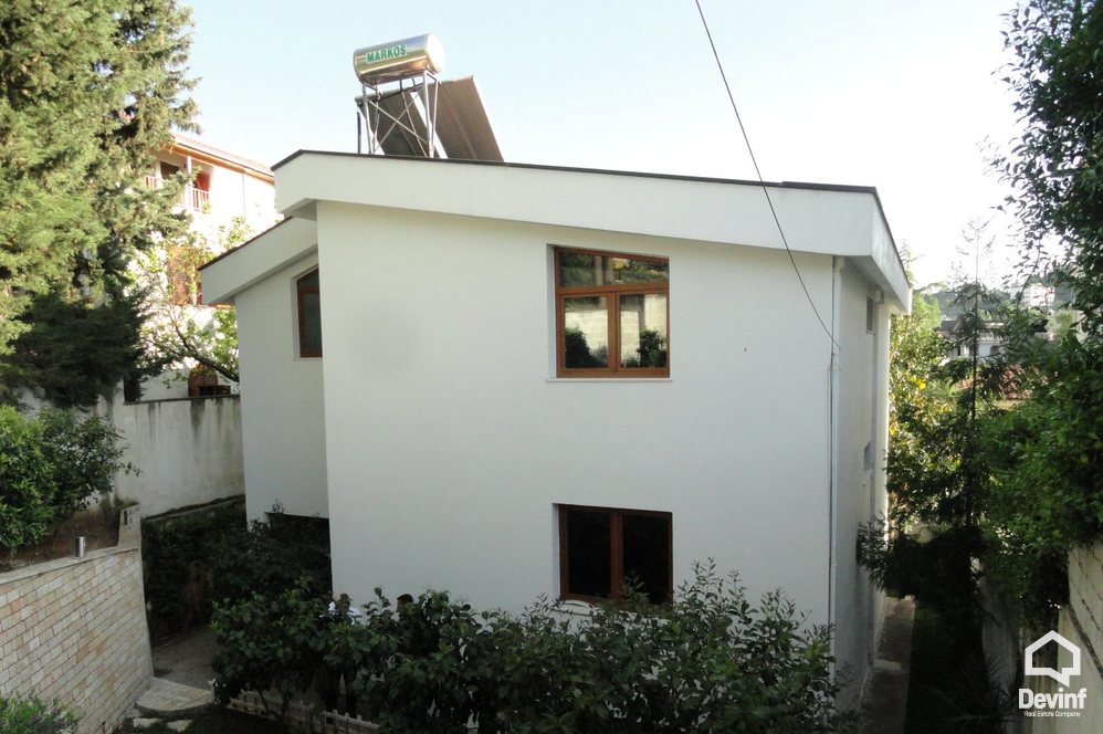 Tirane For Sale Villa  Villa located in villas area near the U.S. Embassy compound Villa