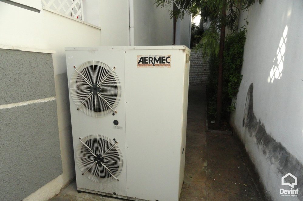 Tirane For Sale Villa  Villa located in villas area near the U.S. Embassy compound Villa