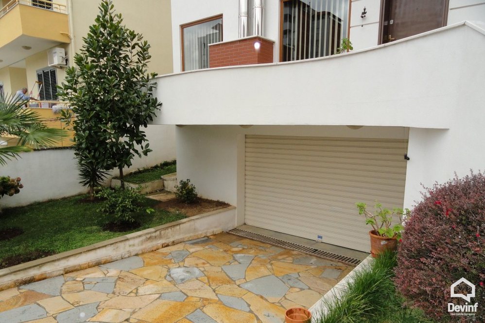 Tirane For Sale Villa  Villa located in villas area near the U.S. Embassy compound Villa