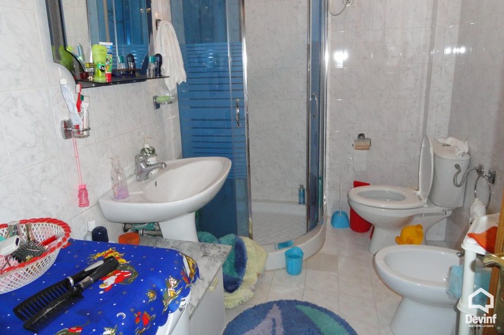 Tirane Shitje Apartament 2+1+A Rr. Kongresi Manastirit, pa vajtur tek  spitali i femijeve apartament