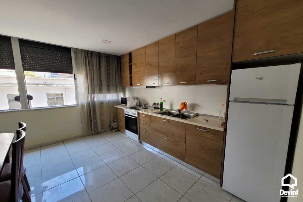 Tirane Shitje Apartament 3+1+G Rruga Myslym Shyri, prane Karburant Kastrati apartament