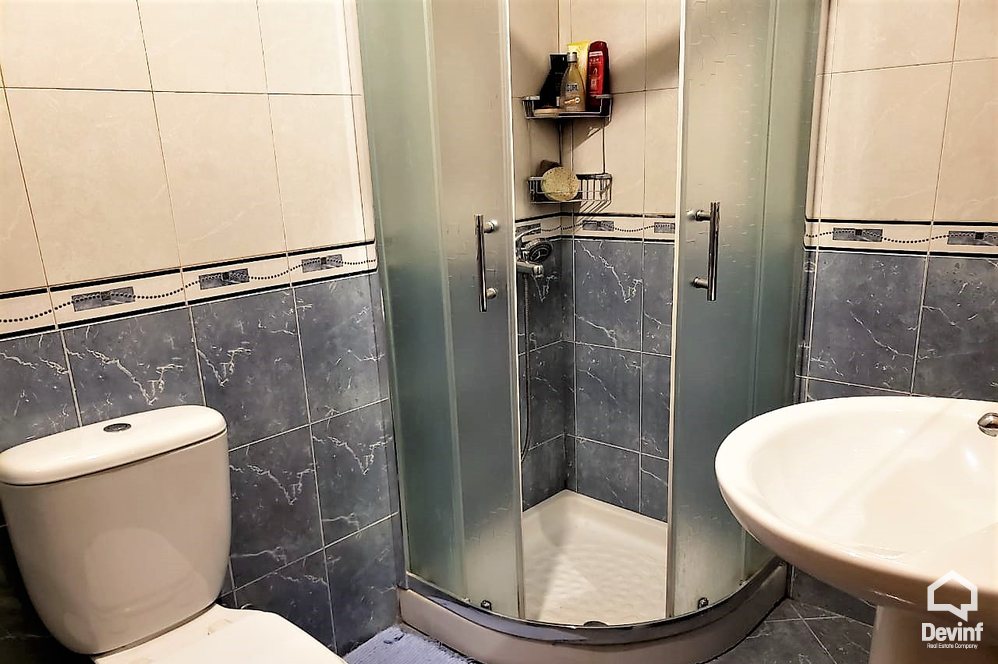 Tirane Shitje Apartament 2+1+A Apartamenti ndodhet ne pallat te ri prane stacionit te trenit apartament kompleks rezidencial