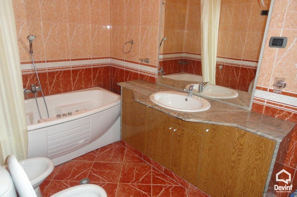 Tirane For Rent Apartment 3+1+A New apartment located in Blloku area Office
