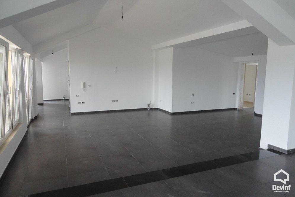 Tirane For Sale Apartment 4+1+A Near the Lake of Tirana Apartment