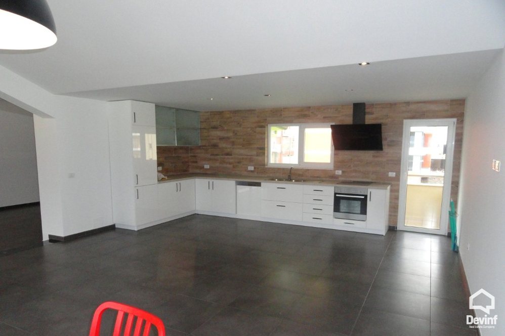 Tirane For Sale Apartment 4+1+A Near the Lake of Tirana Apartment
