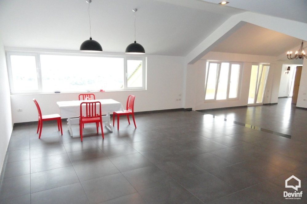 Tirane For Sale Apartment 4+1+A Near the Lake of Tirana Apartment