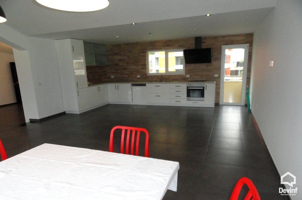 Tirane For Sale Apartment 4+1+A Near the Lake of Tirana Apartment