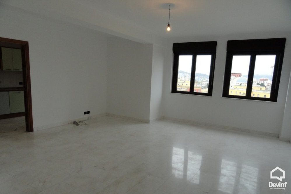 Tirane Qera Apartament 3+1+G Apartament ne pallat te ri ne qender te Tiranes apartament zyre qender biznesi