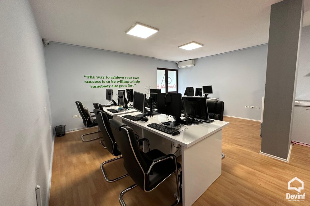 Tirane For Rent Office 2+1 Office positioned in a new building in Blloku area Office