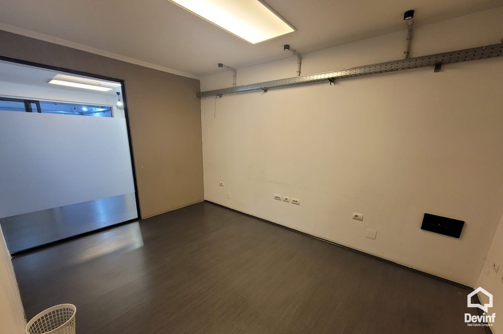 Tirane For Rent Office  Office in a business center located in the center of Tirana  Office Business Center Multifunctional Building