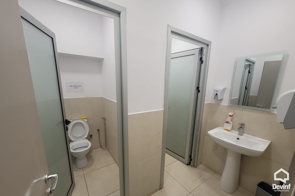 Tirane For Rent Office  Office in a business center located in the center of Tirana  Office Business Center Multifunctional Building
