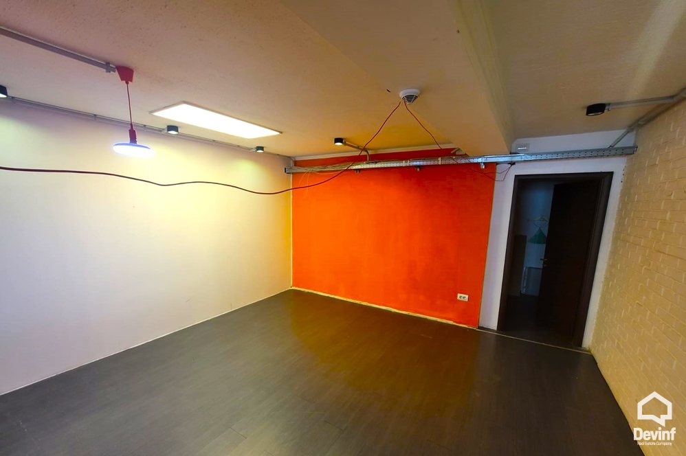Tirane For Rent Office  Office in a business center located in the center of Tirana  Office Business Center Multifunctional Building