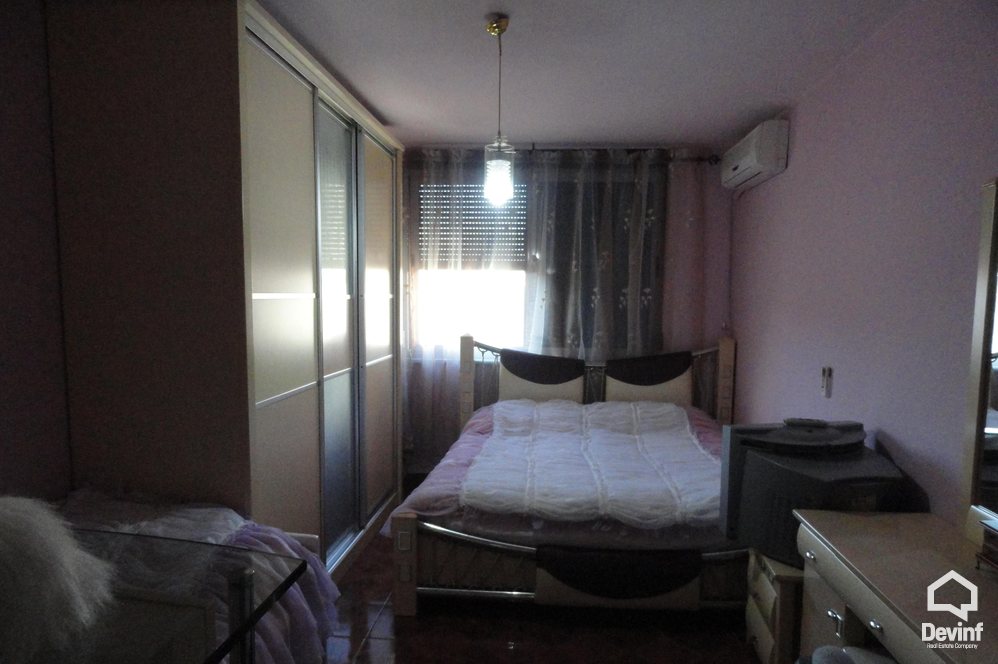 Tirane Shitje Apartament 3+1+A Rruga e Durresit, prane shkolles se mesme te pergjithshme Qemal Stafa apartament