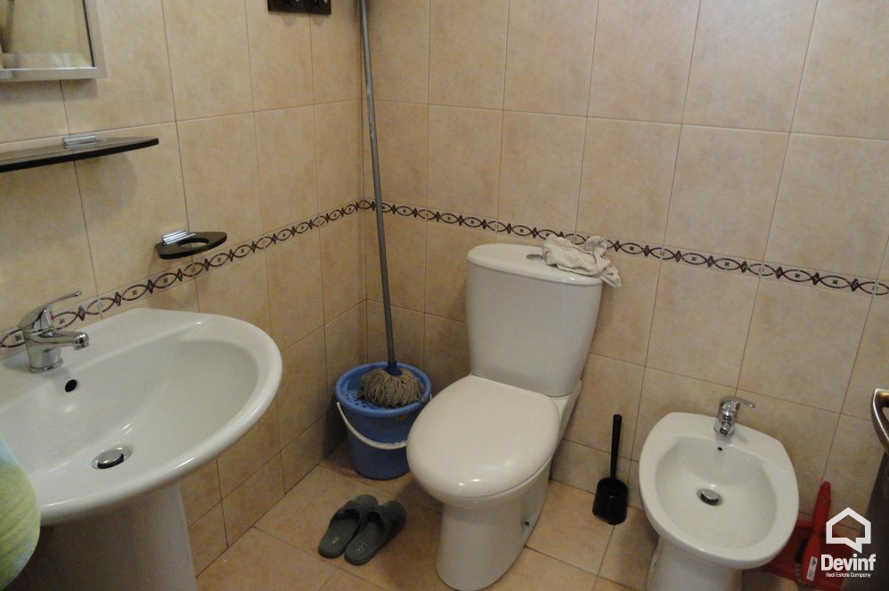 Tirane Qera Apartament 2+1+A Apartament i ri ne nje ndertim modern tek Rr. Elbasanit apartament