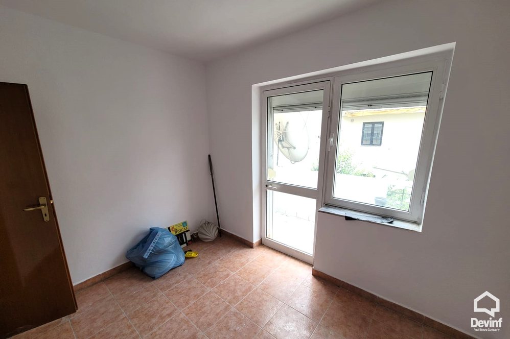 Tirane For Rent Office 3+1+A The apartment is located in the area behind the Pyramid Apartment Office