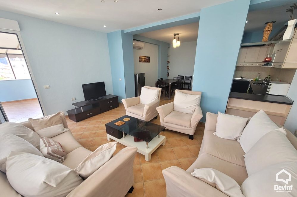 Tirane Qera Apartament 2+1+A Apartamenti ndodhet ne nje pallat te ri tek Rr. Elbasanit apartament