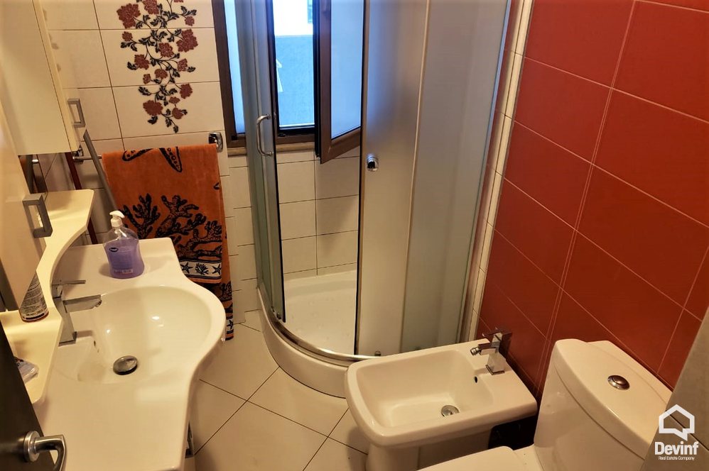 Tirane Qera Apartament 2+1+A Apartament i ri i cili ndodhet ne Rr. Sami Frasheri apartament