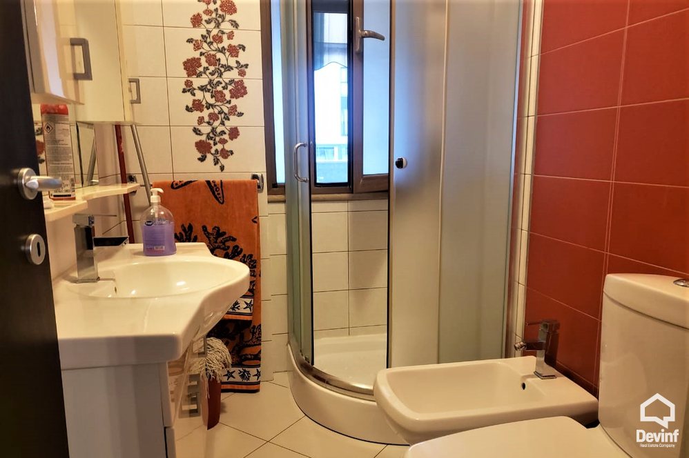 Tirane Qera Apartament 2+1+A Apartament i ri i cili ndodhet ne Rr. Sami Frasheri apartament