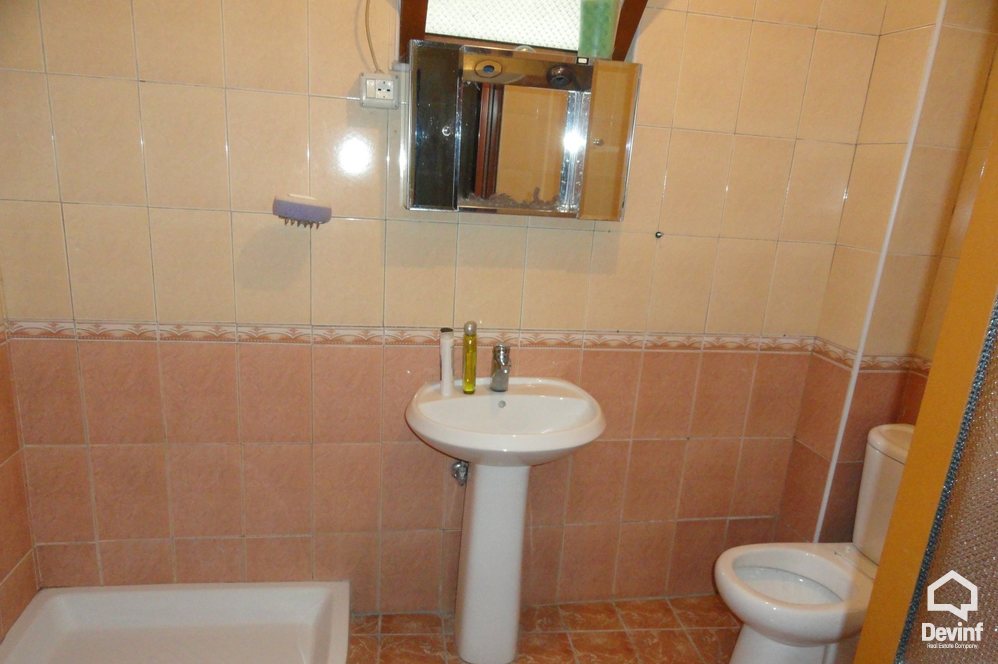 Tirane Qera Apartament 3+1+A Apartament ne vile e cila ndodhet ne Rr. Elbasanit kat vile vile vile