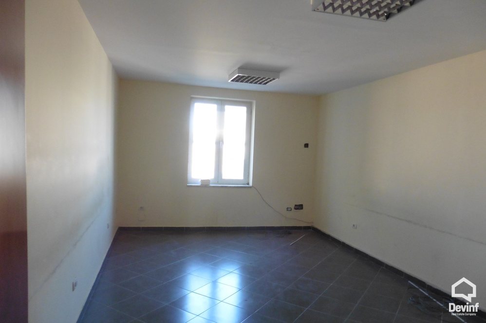 Tirane For Rent Office  Offices in Kombinat area Office