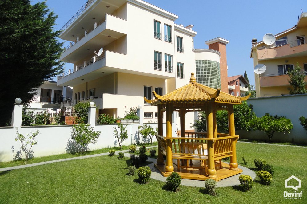 Tirane For Sale Villa Me shume se 4 dhoma Villa located near the U.S. Embassy residential compound Villa