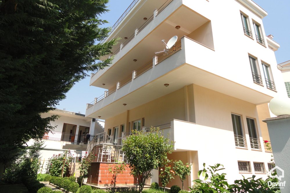 Tirane For Sale Villa Me shume se 4 dhoma Villa located near the U.S. Embassy residential compound Villa
