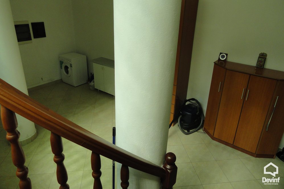 Tirane For Sale Villa Me shume se 4 dhoma Villa located near the U.S. Embassy residential compound Villa