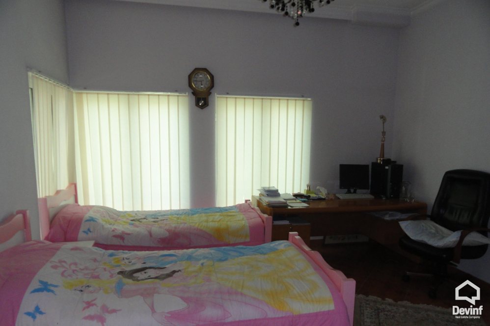 Tirane For Sale Villa Me shume se 4 dhoma Villa located near the U.S. Embassy residential compound Villa