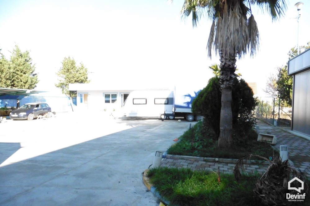 Tirane Shitje Magazine  Objekti ndodhet 100 m nga rruga e Rinasit magazine